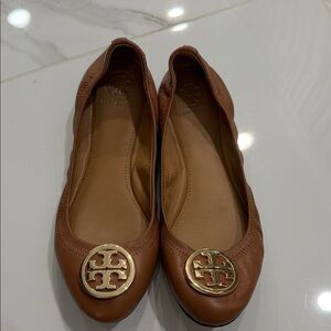 Tory Burch Women's Brown Flats with Gold Logo
